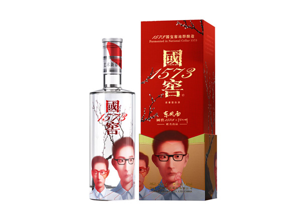 大庆回收国窖1573·艺术新春酒·东方面